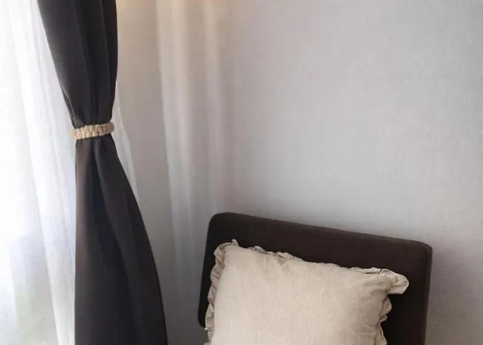 Quiet & Cozy Апартаменты *
